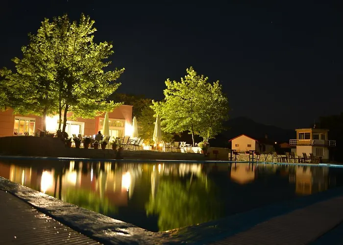 Aitheron Hotel Air Park Zervi photo