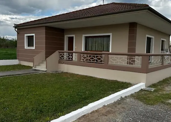 Mylopotamos River By Marlen Milopotamos  foto