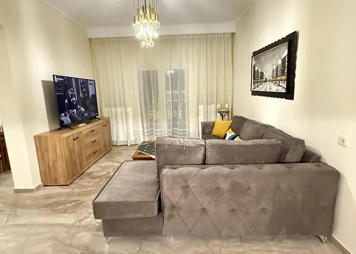 Фото Efesou Large Apartment Nea Efesos