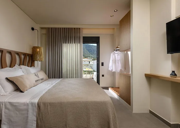 Ammothines Beach Suites Hriszí Amudiá képek