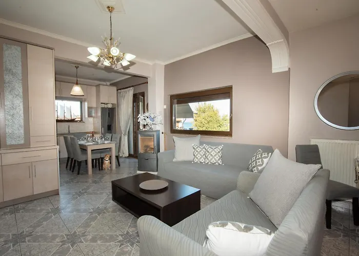 Sunrise Suite Olympiada - Luxury Beachfront Escape Foto