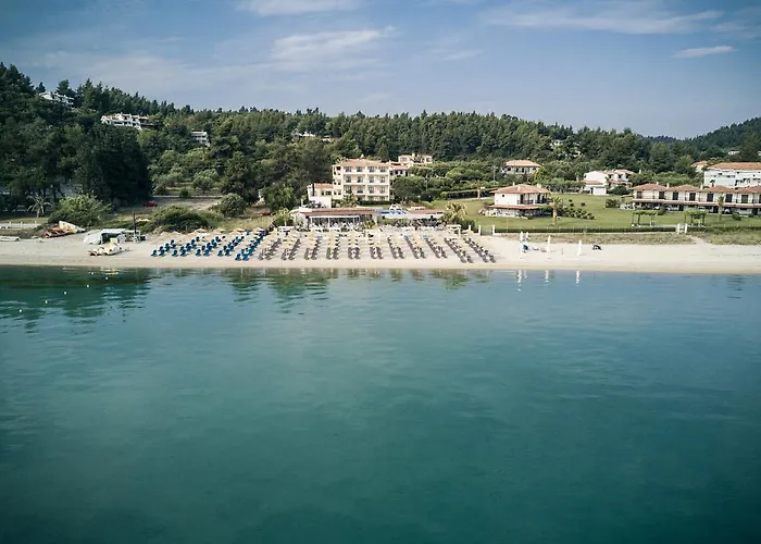 Hotel Azur Kriopigi photo