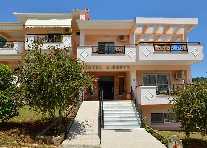 Hotel Liberty Chrysi Ammoudia photo